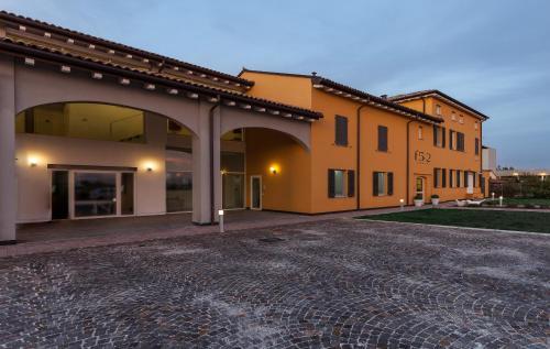 Hotel Forlanini 52