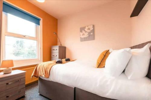 Stunning 3-bed House In Wellingborough