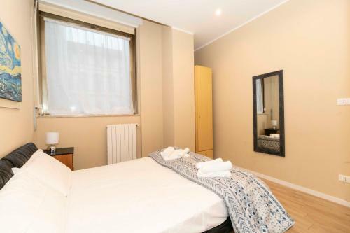 Apartamento Piazza Solferino Lovely And Central Flat