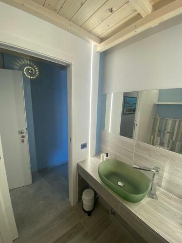 Hostal Oltremare Rooms