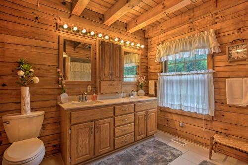 Pet-friendly Canton Cabin With Porch And Grill!