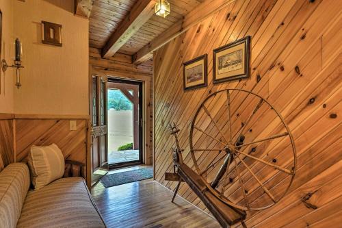 Pet-friendly Canton Cabin With Porch And Grill!