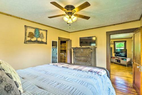 Charming Cottage Less Than 15 Mi To Downtown Asheville!