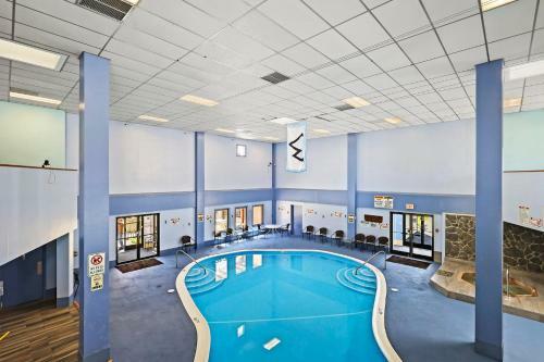 Apartamento 2br Sleeps 4 Mountain Views Indoor Pool