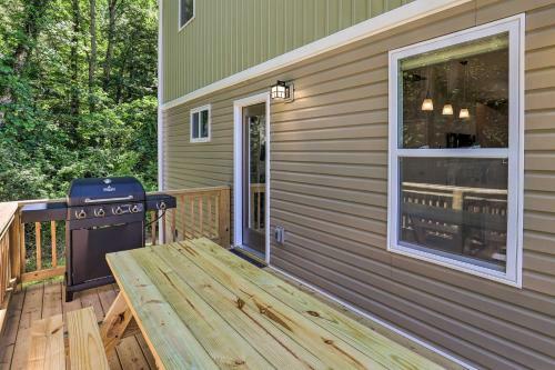 Gorgeous Asheville Home - 6 Mi To Downtown!