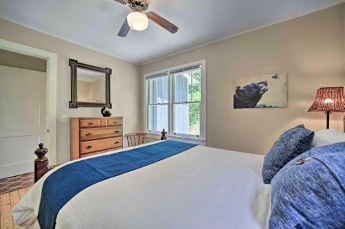 Enchanting Bryson City Cottage With Mtn Views!