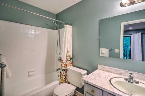 Stylish Durham Townhome Less Than 5 Mi To Downtown!