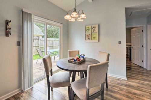 Lovely Jacksonville Home With Backyard And Patio!