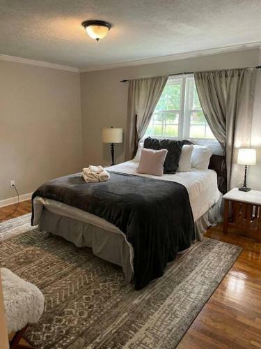 Cheerful 3 Bed/office Home Near All Things Great