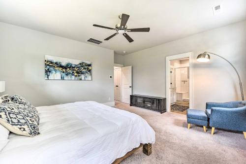Modern Charlotte Home About 4 Mi To Downtown!