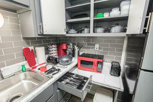 Peaceful 1-bedroom Apartment
