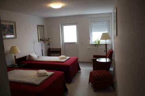 Hostal Pension Emilia