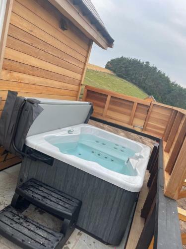 East Learmouth Lakeside Lodges