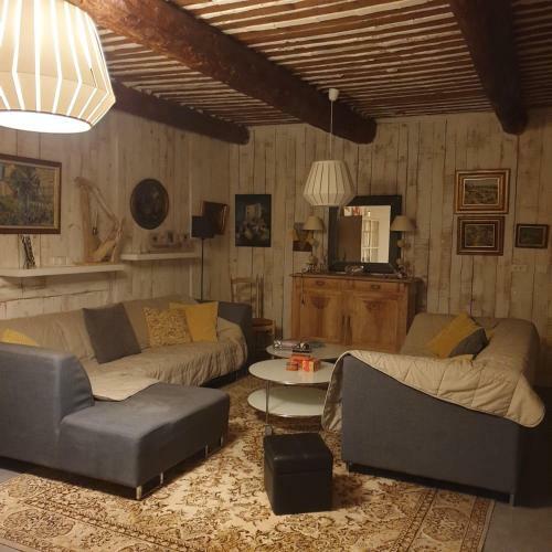 Les Trois Figuiers Mas Proven�al