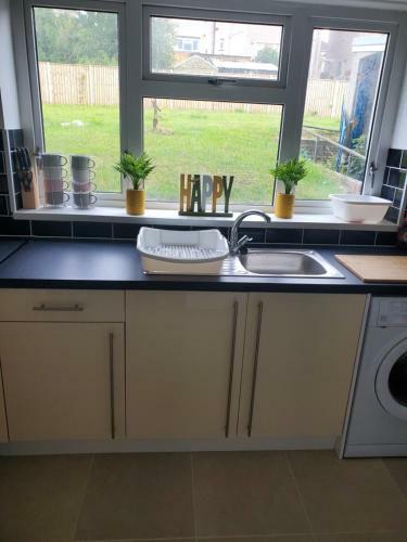 Two Bedroom Apartment In Beautiful Pembrokeshire!