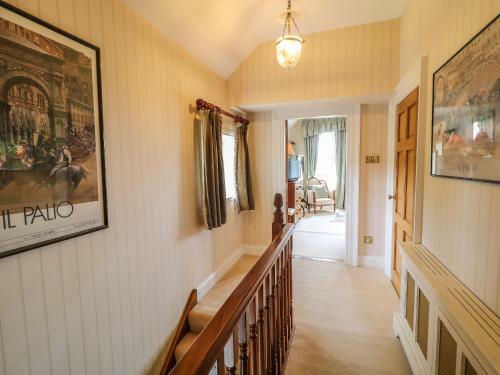 Scarvagh House