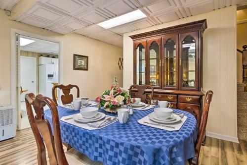 Apartamento Sun-dappled Lenoir Abode With Patio And Yard!
