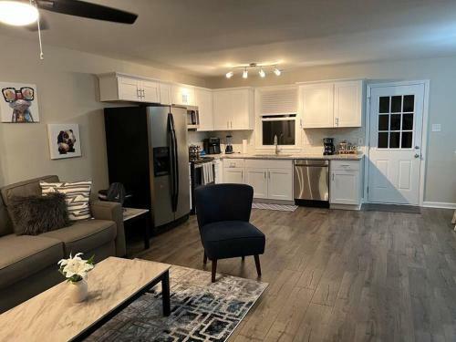 Brand New Everything! 3 Br Cozy Family Home.