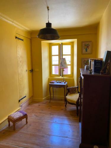 Bed & Breakfast Chambre D?h�te Dans Maison De Charme