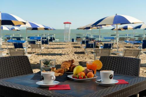 Apartamento Houses And Apts In Albarella 24882