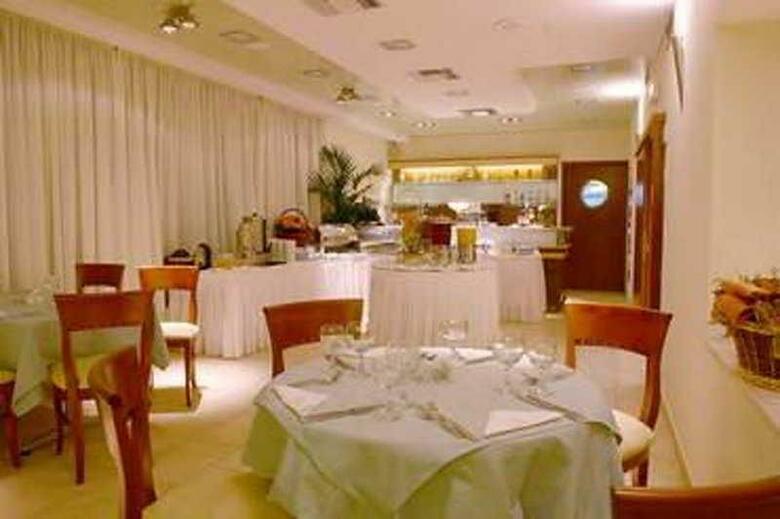 Hotel Golden City
