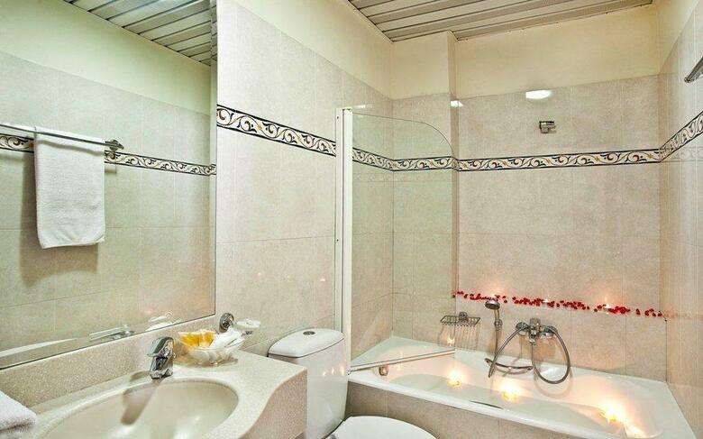 Hotel Golden City