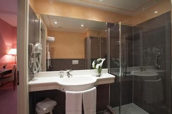 Hotel Savoia Regency