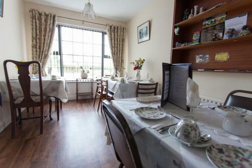 Oakley B&B
