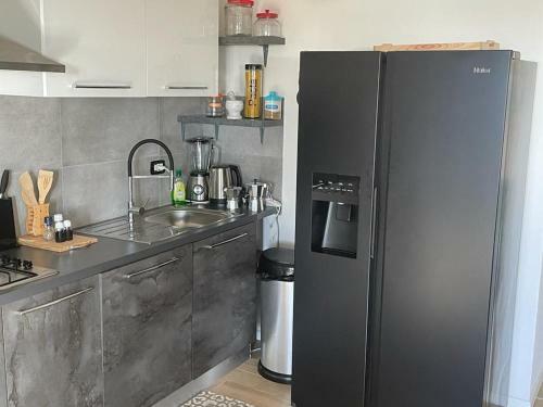 Villa-matteo Mit Meerblick Und Outdoor- K�che