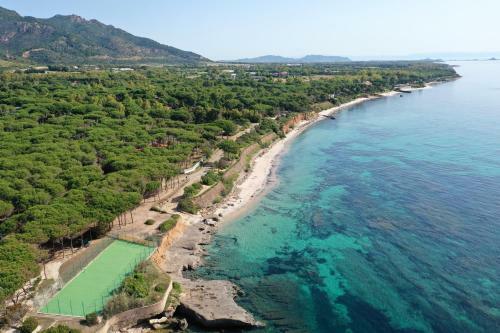 Tita - Villa Immersa Nel Verde A 300 M Dal Mare