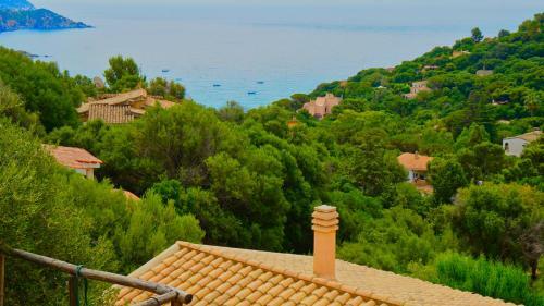 [sardegna] Villa????? Vista Mare Con Barca Privata