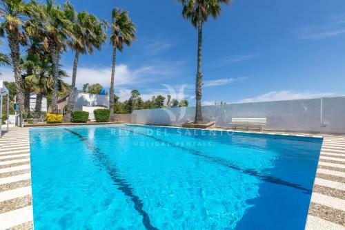 Villa Sentinella Con Piscina A Torre Dell'orso