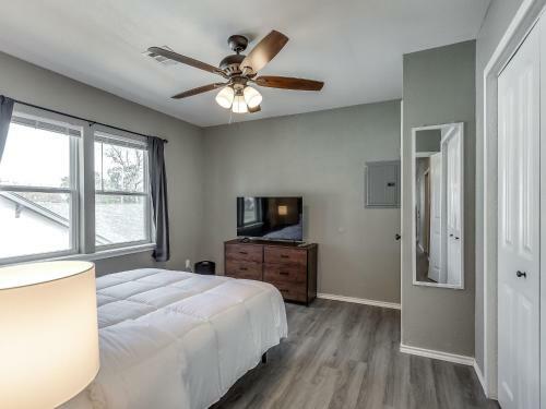Shawnee Apartments