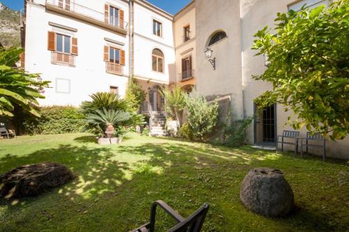 Bed & Breakfast Dimora Del Prete Di Belmonte