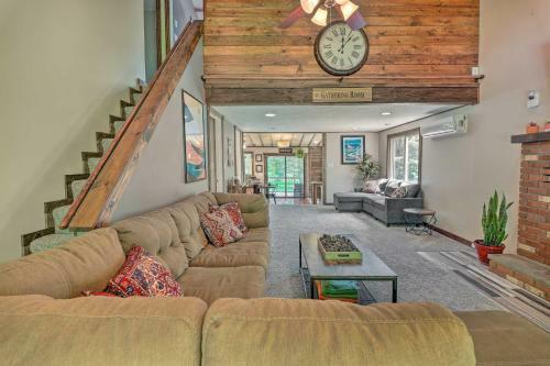 Ranch-style Home About 5 Mi To Big Boulder Mtn!