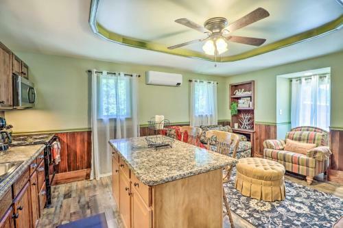 Tamaqua Apartment With Fire Pit And Gas Grill!