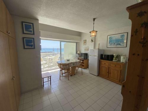 Apartamento Studio Le Grau D'agde, 1 Pi�ce, 4 Personnes - Fr-1-423-255