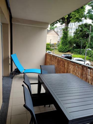 Apartamento T2 En Centre Ville Avec Place De Parking Privative
