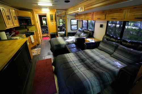 3e *glamping At Treasure Lake*