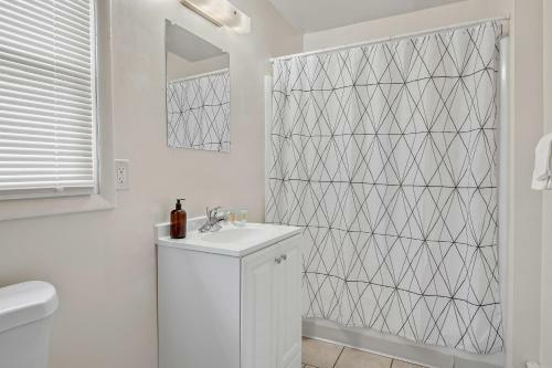 Apartamento Convenient 2br With Comfy Sofa And Tv