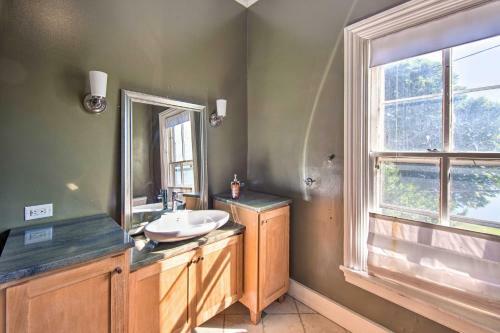 Riverfront Harrisburg Home Less Than 1 Mi To Dtwn!