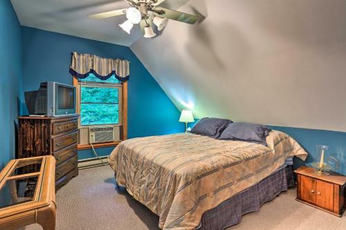 Cozy Lake Ariel Home With Community Amenities!