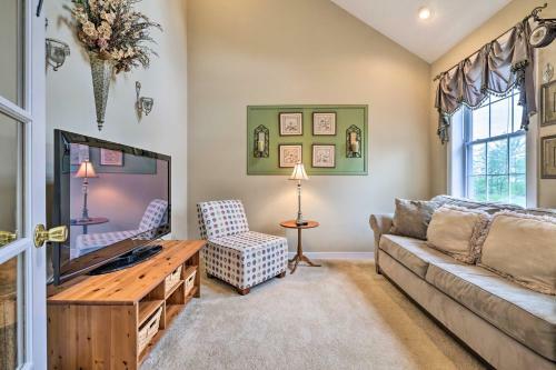 Pocono Summit Getaway With Resort Amenities!