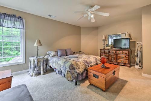 Pocono Summit Getaway With Resort Amenities!