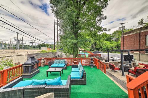 Pittsburgh Home With Pool, Fire Pit And Game Room