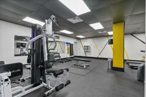 Modern Upscale 2br Apartment In Carson By Stay Gia