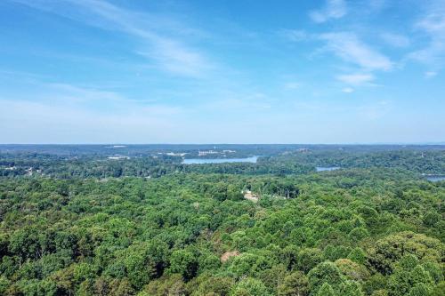 Pet-friendly Central Cottage 2 Mi To Clemson