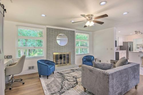 Chic Columbia Home With Backyard And Fire Pit!