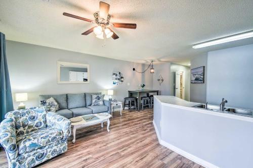 Apartamento Little River Condo With Pool About 3 Mi To Beach!