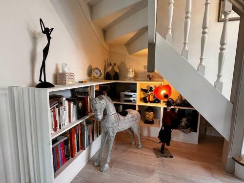 Agr�able Maison De Ville Avec Chemin�e Et Jardin